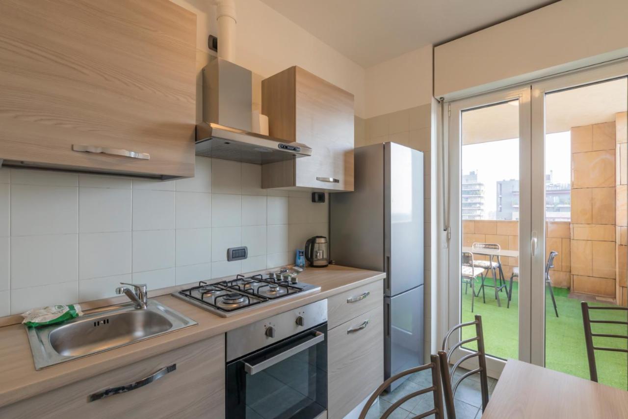 Splendida Terrazza Su Arcimboldi - Milano Bicocca Apartment Ngoại thất bức ảnh