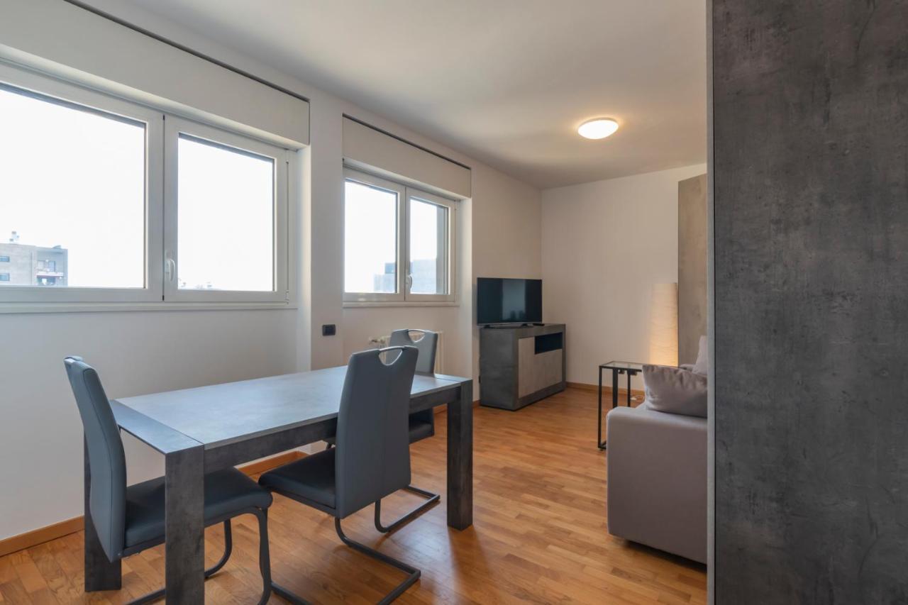 Splendida Terrazza Su Arcimboldi - Milano Bicocca Apartment Ngoại thất bức ảnh
