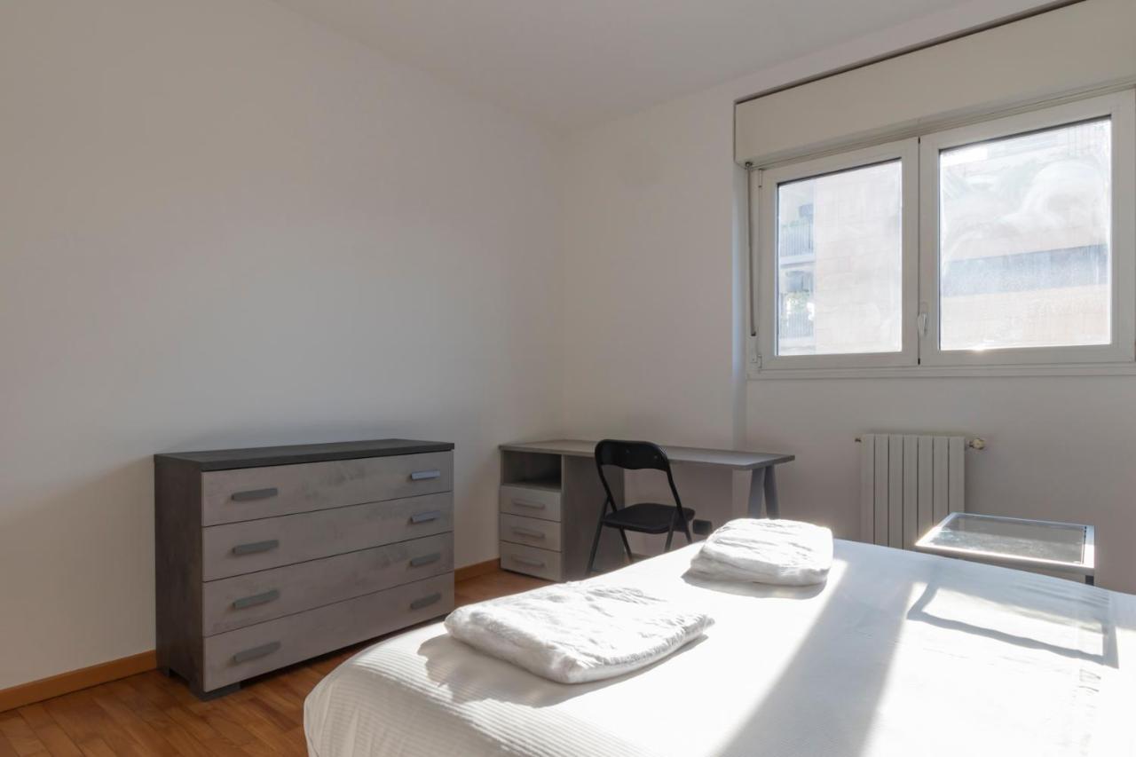 Splendida Terrazza Su Arcimboldi - Milano Bicocca Apartment Ngoại thất bức ảnh
